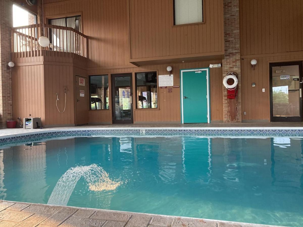 Royal Inn Suites Huntington Eksteriør bilde