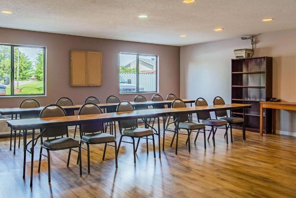 Royal Inn Suites Huntington Eksteriør bilde